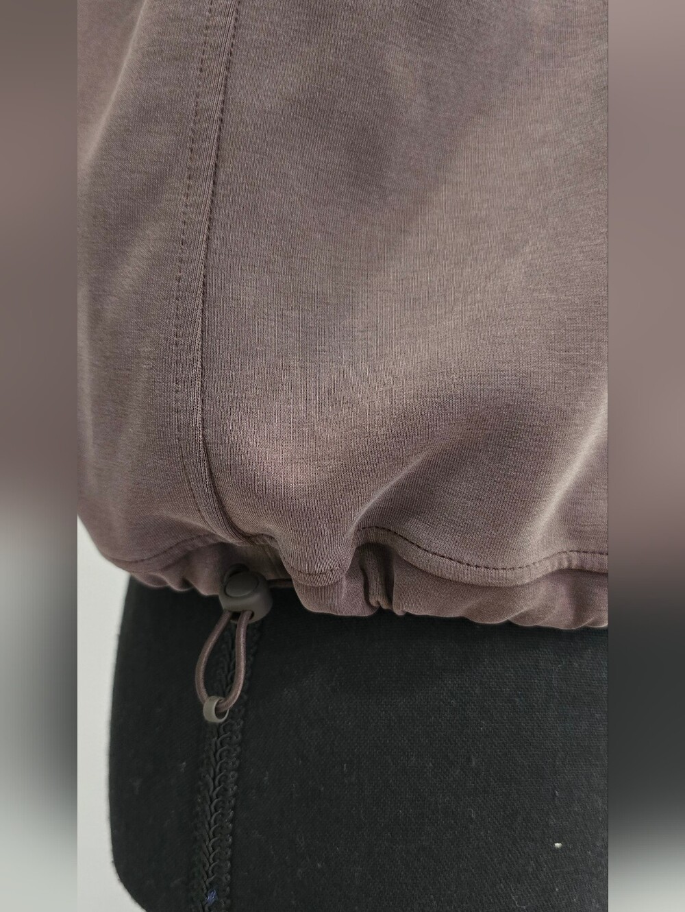 Lululemon Brushed Softstreme Ribbed Half Zip in Espresso, size 6. - Picture 10 of 13